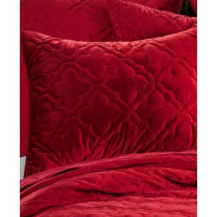 Velvet Sham, Standard